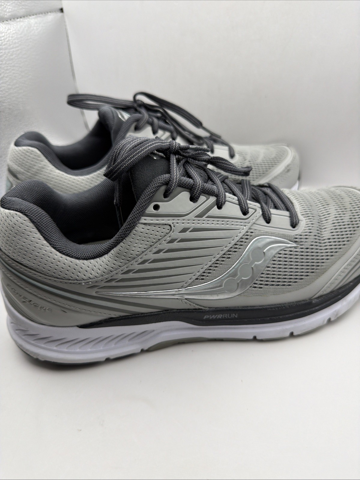 Saucony Echelon 8 Gray Womens PWRRUN Sneakers Womens Size 10w US