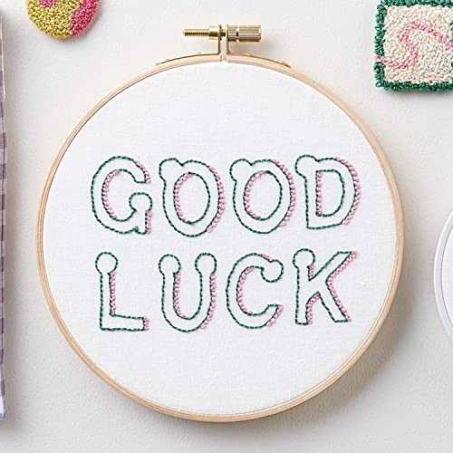 Clover Free Stitching Starter Embroidery Kit (CL57-410)