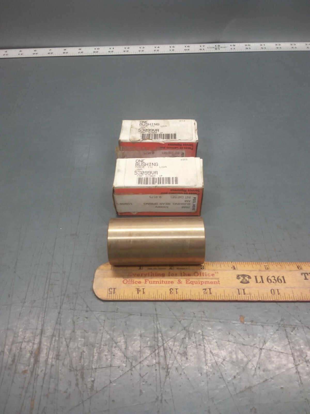 2/PACK NOS Genuine International 53099VA Bushings, Rear Spring Pin, 90sTruck Bus