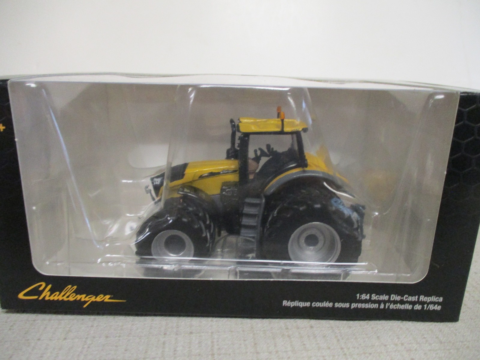 2025 Challanger Model 1042 MFWD Toy Tractor, 1/64 Scale, NIB
