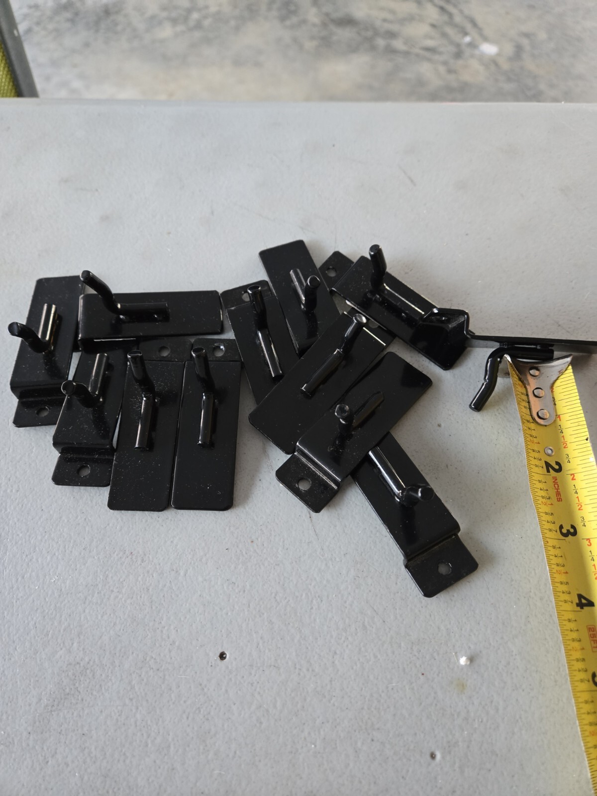1" Slatwall Hooks, Black, Hanger Display,Display Panel Hooks Metal  12 Pieces
