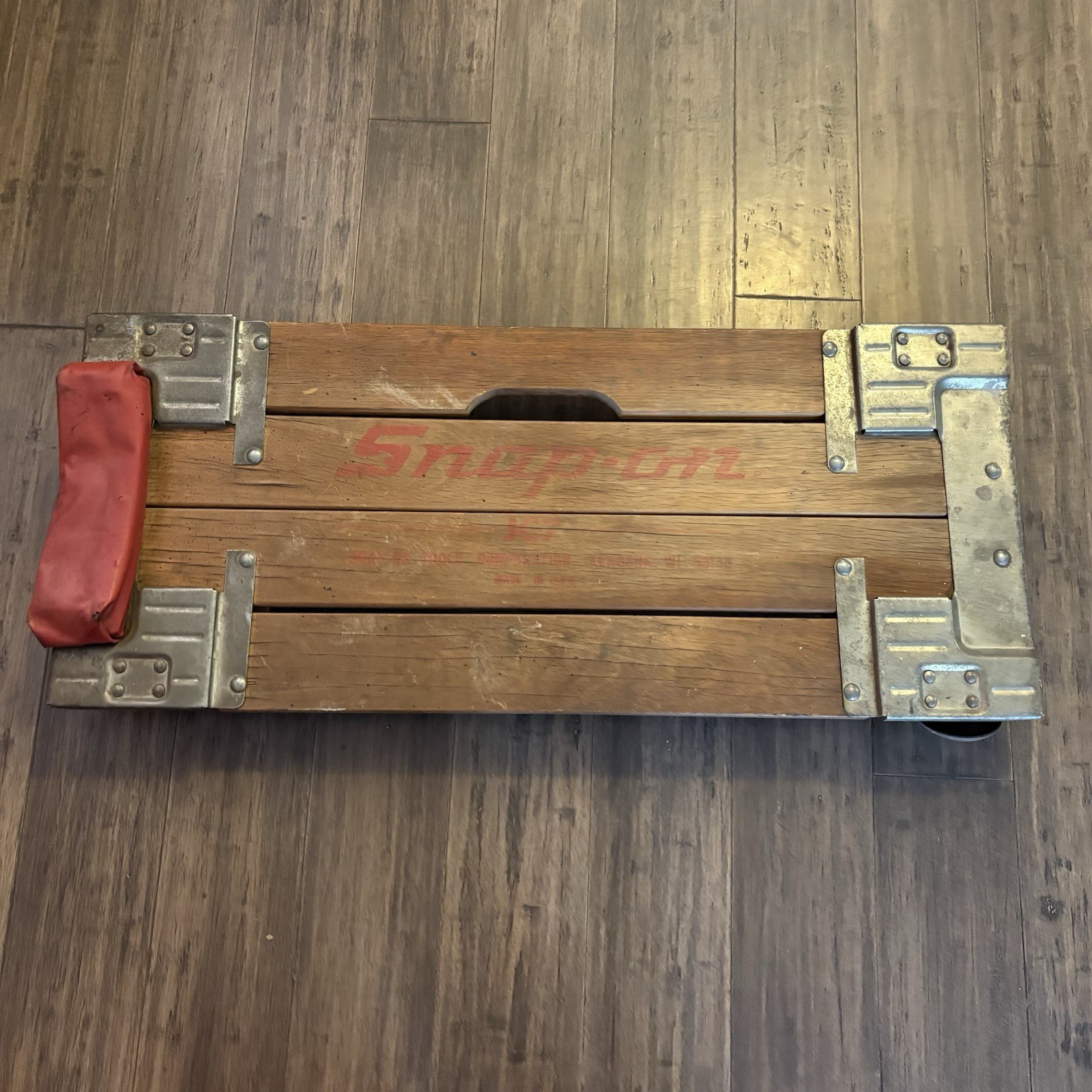 Snap On Tools JC7 Creeper Crawler Vintage Garage Sign Wooden Works! Git It!!