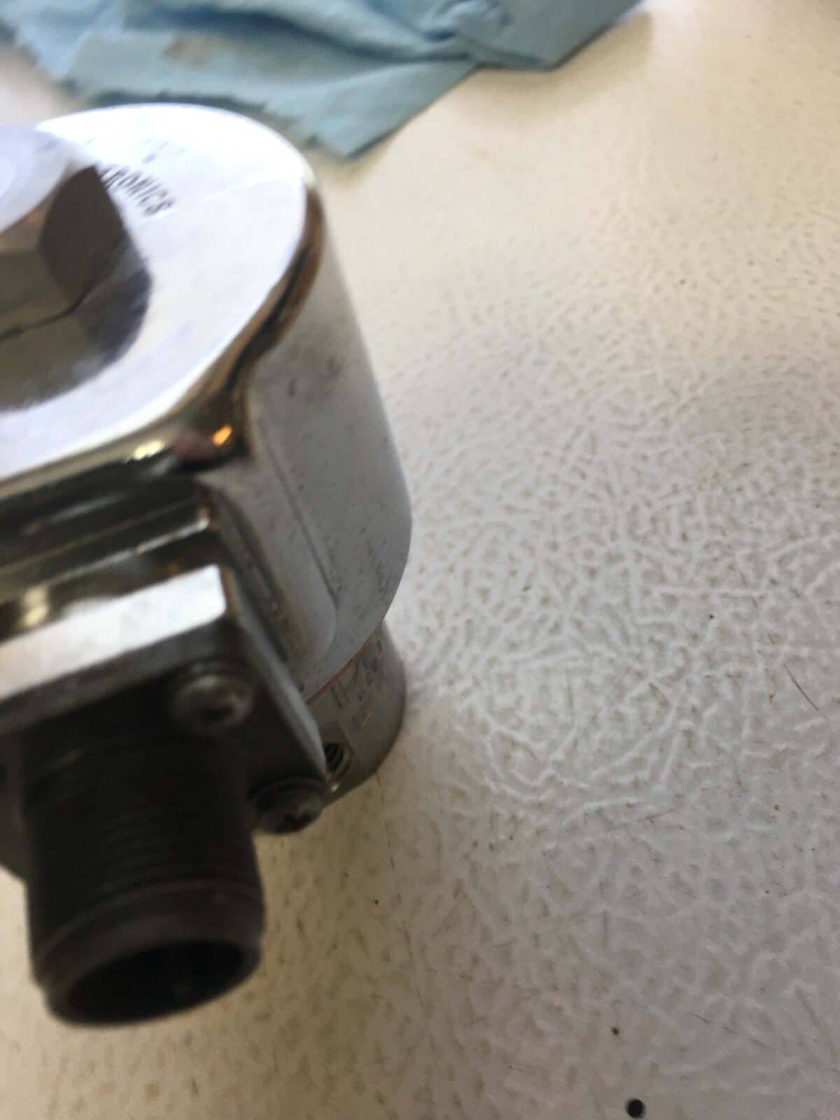 PETER PAUL 72X01230SH VALVE (bin36)