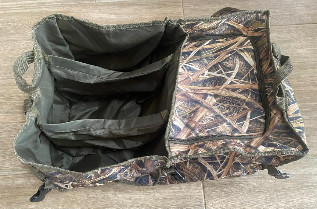 Mossy Oak Ducks Unlimited Decoy Bag and Cooler