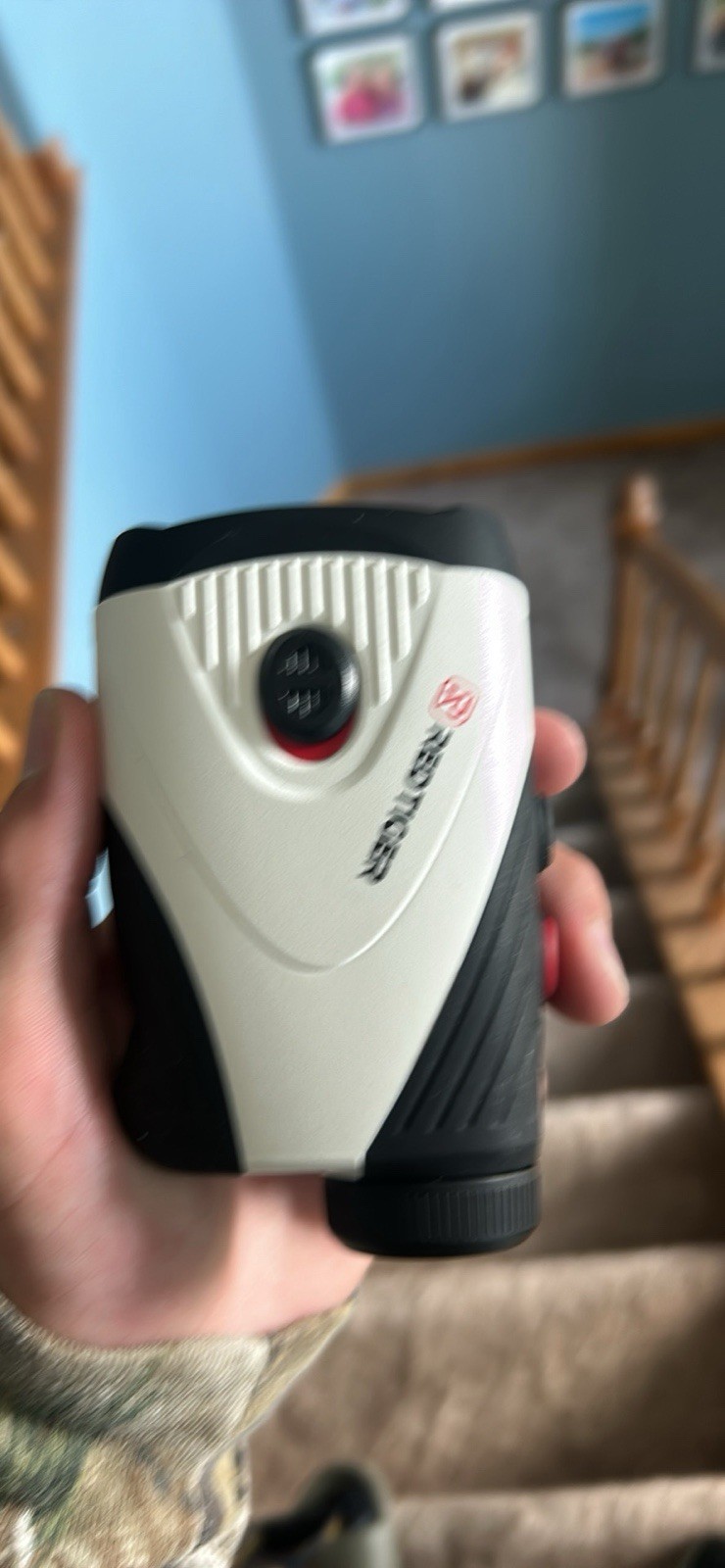 Redtiger Laser 1200 yd Golf Rangefinder w Slope & Magnet, USB... Strap & Manual