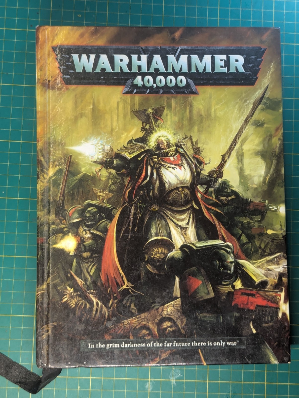 6th ed warhammer 40k rulebook hardback - 40,000 gameswokrshop