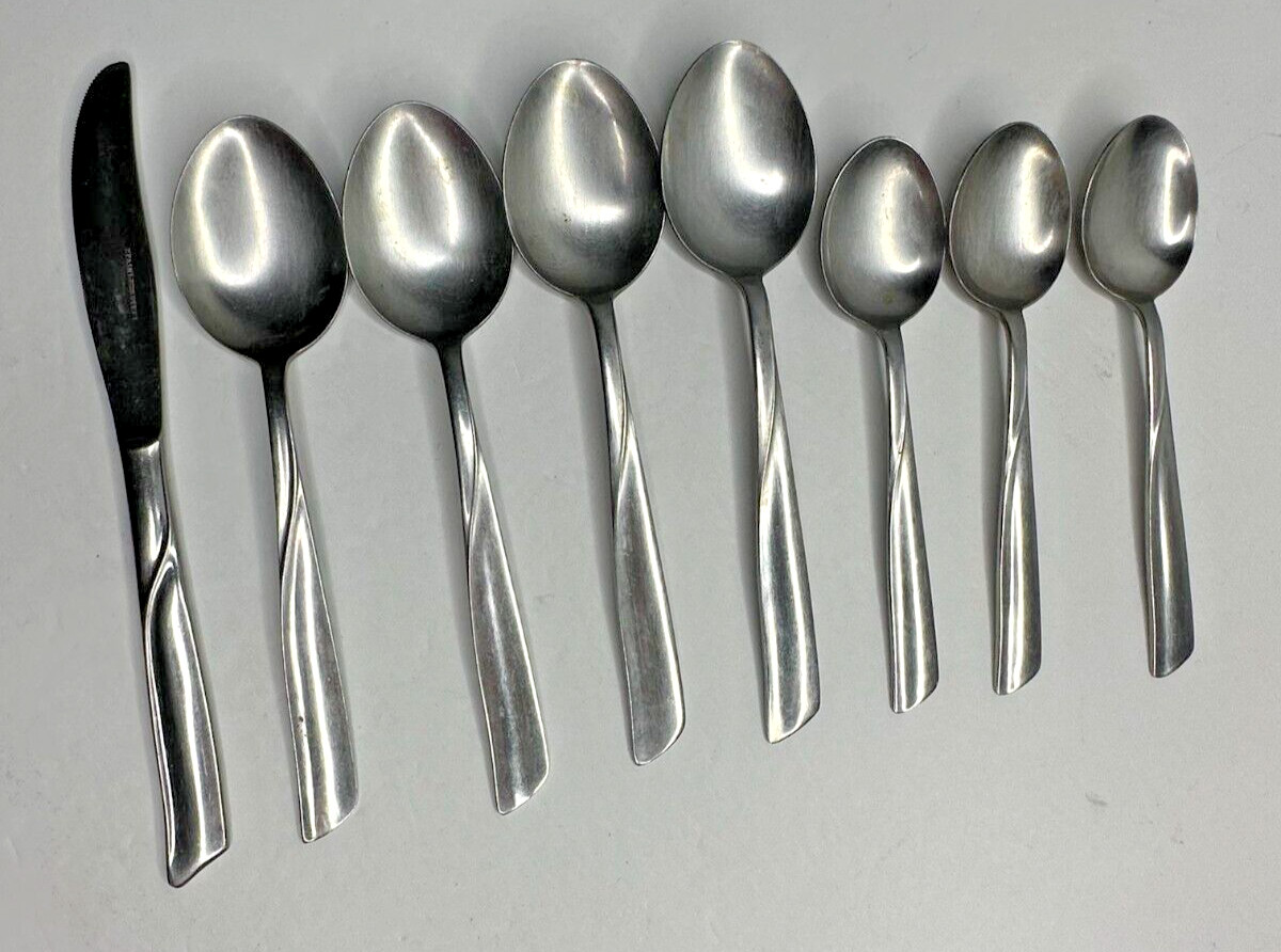 Ribbon Japan Stainless Flatware Replacement 8 Pc Teaspoon Spoon Knife VTG