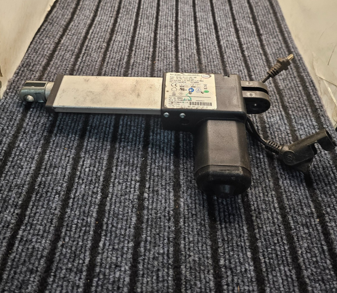 Limoss 452629: Heavy Duty Motor Actuator 18-35V 5A Max MD125-75-L1-253-086