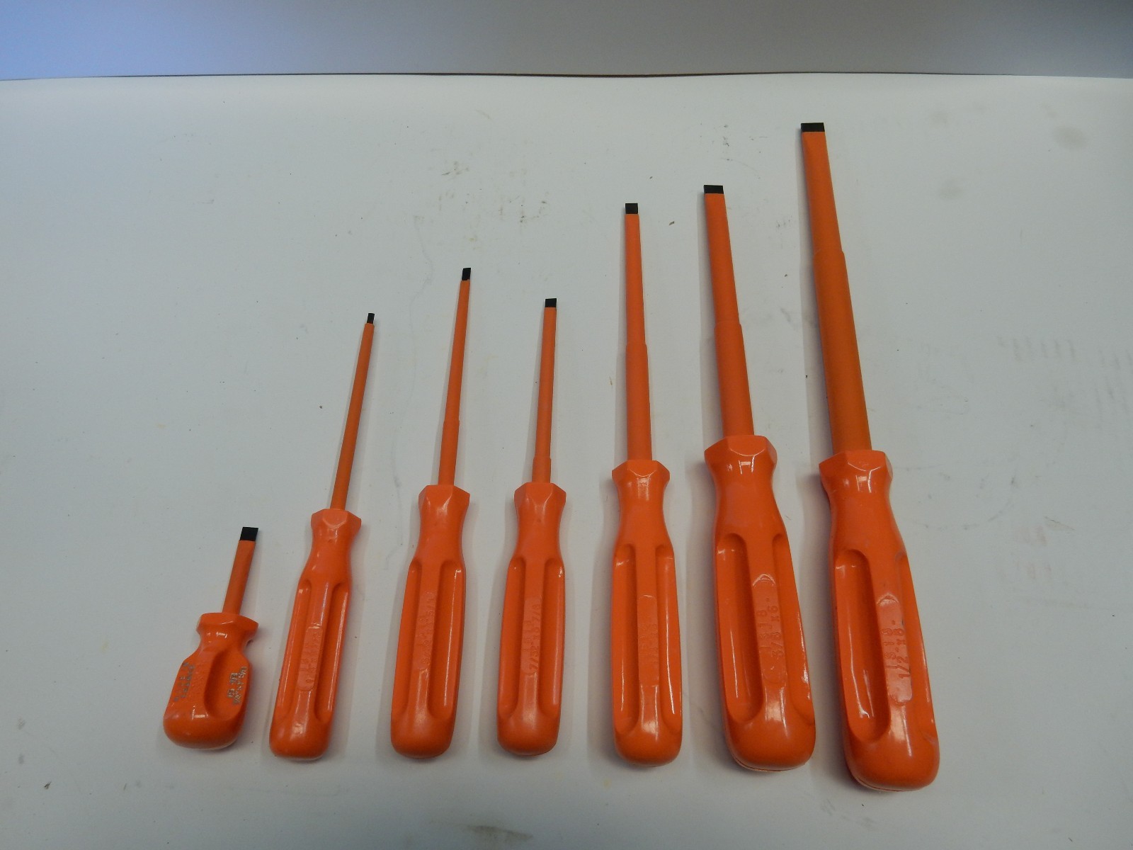 SIBILLE INSULATED SCREWDRIVER SET 1/8" THRU 1/2" SLOTTED / STRAIGHT 6pc SET NEW