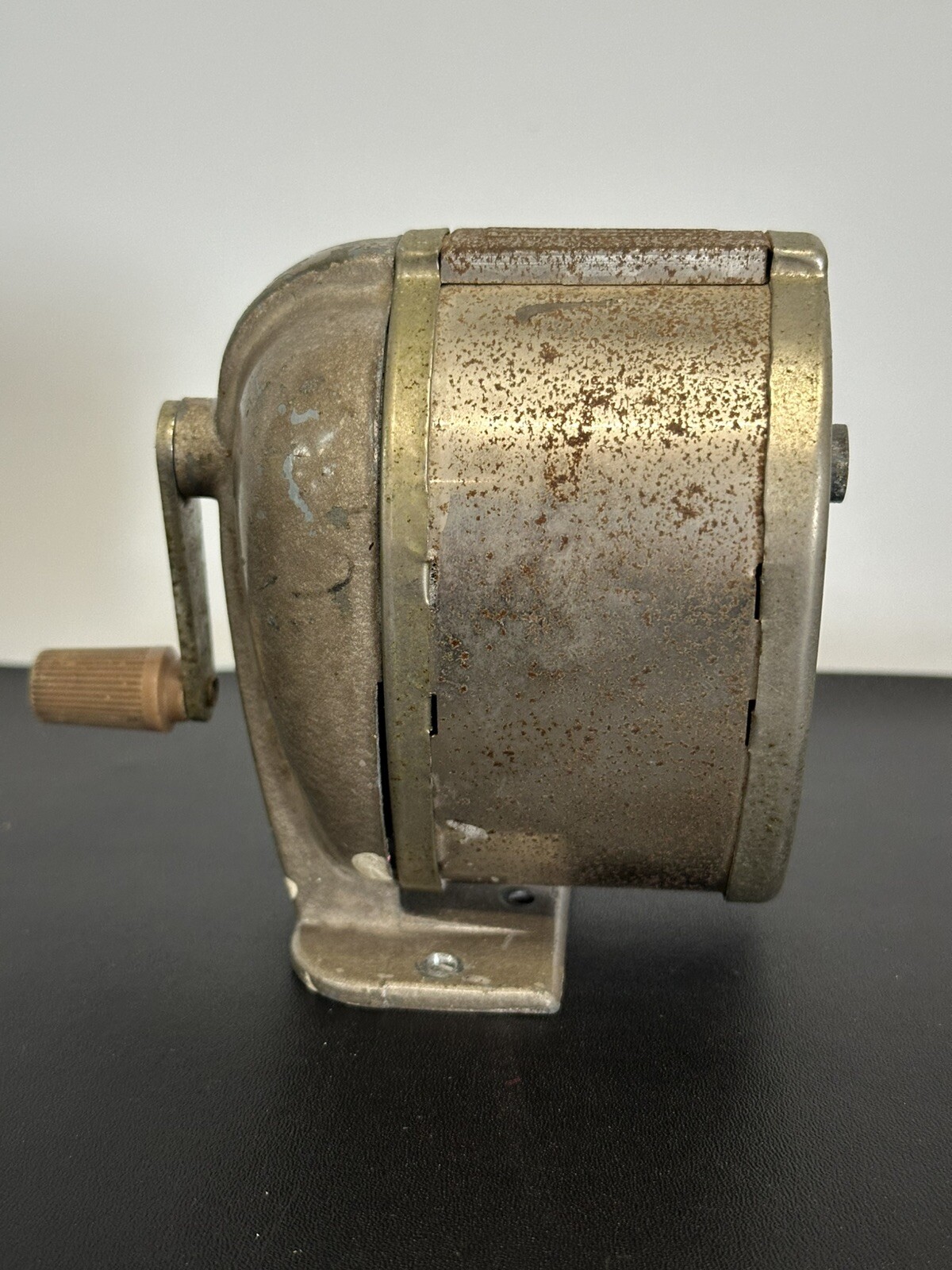 Vintage Boston Model L Single Hole Pencil Sharpener Wall/Desk Mount Working