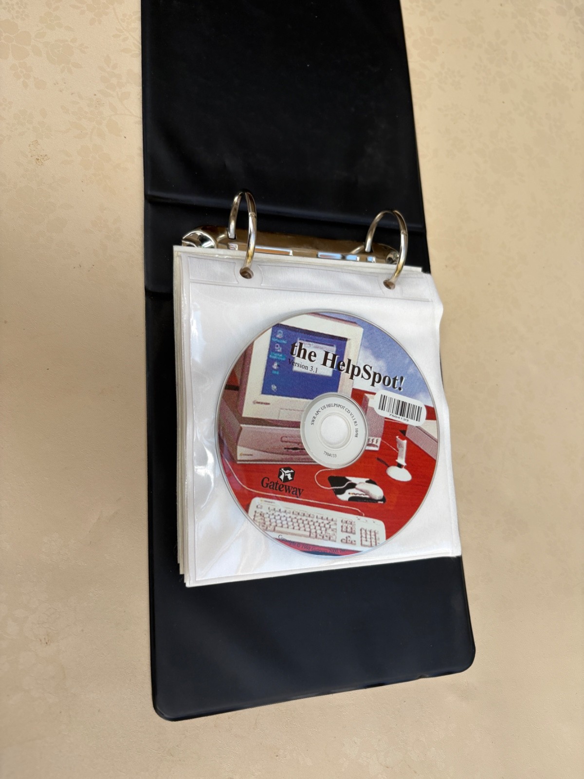 GATEWAY 8 CD'S QUICKEN 99 BASIC WINDOWS RESTORATION MICROSOFT ENCARTA 98 1 & 2
