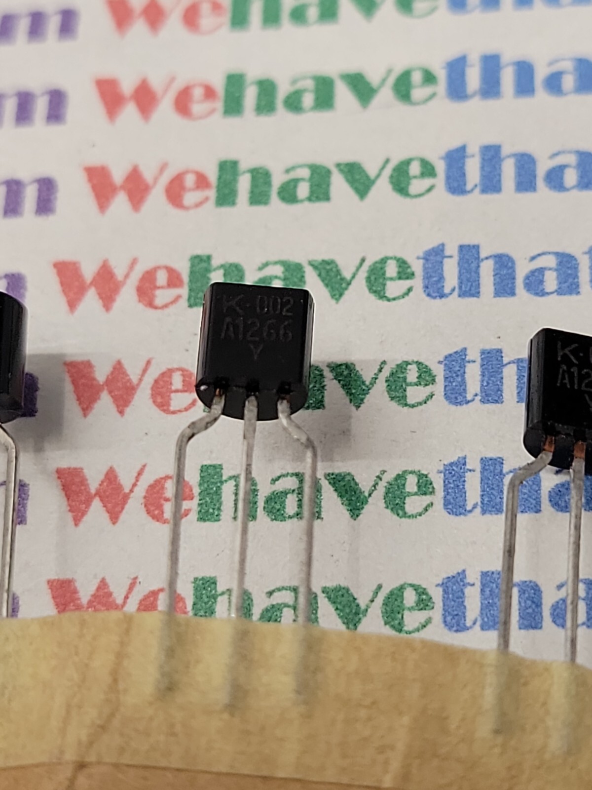 KTA1266 / TRANSISTOR / TO92 / 4 PIECES  (qzty)