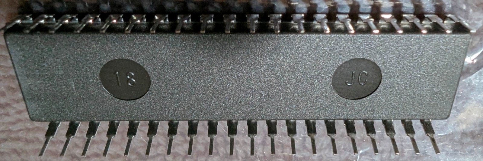 NOS Hitachi HD63B09 6809-Compatible CMOS Microprocessor Chip