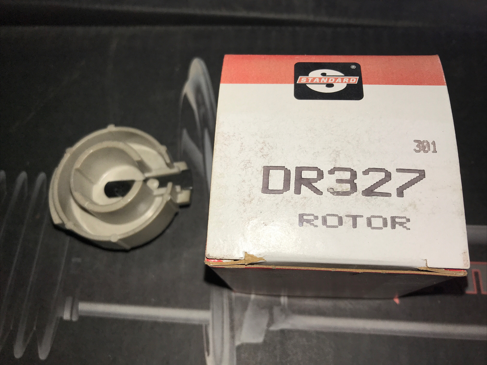 Standard DR327 Distributor Rotor Free Shipping