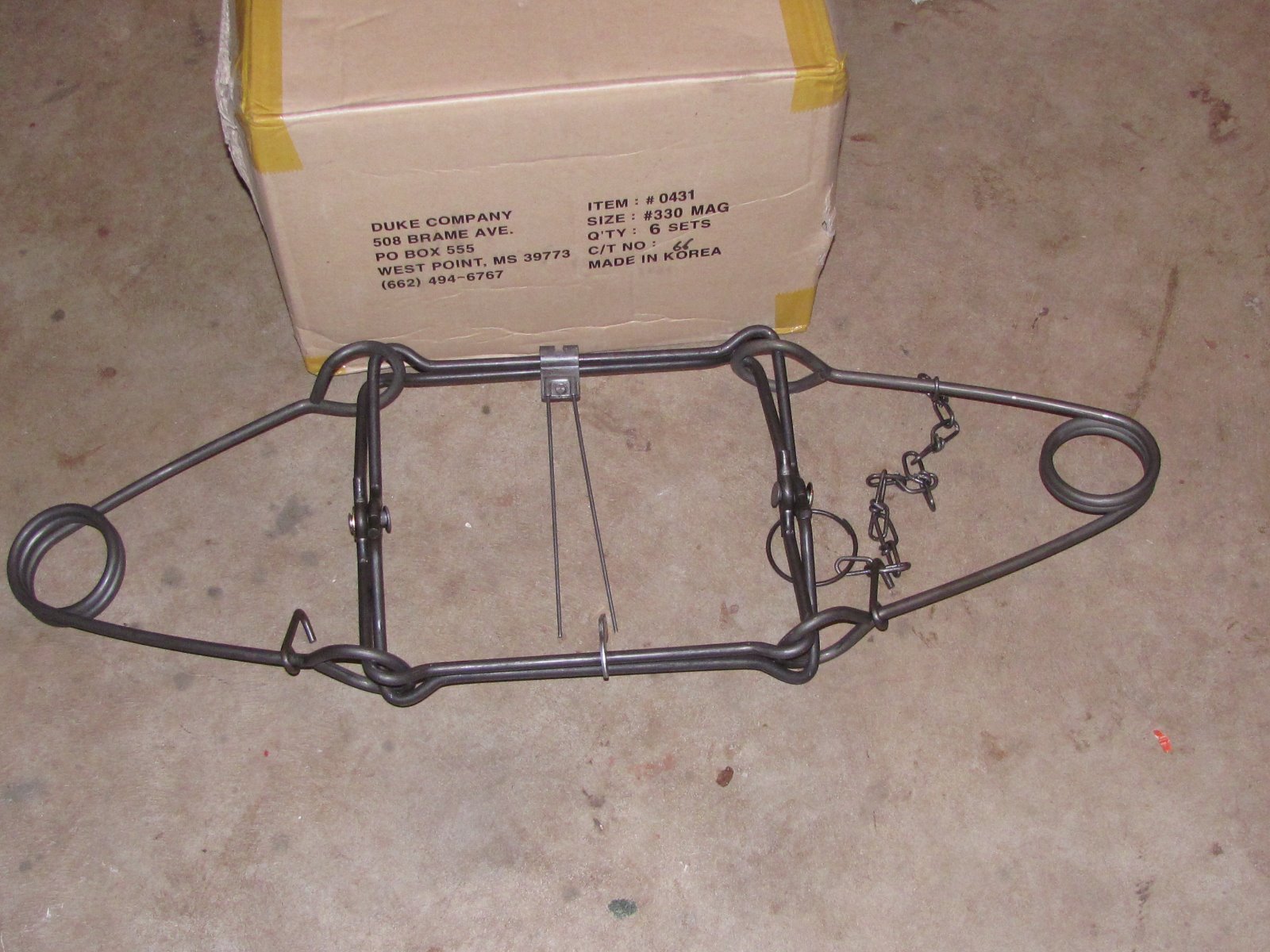 6 New Duke 330  animal body traps/Beaver/ Otter trapping new sale