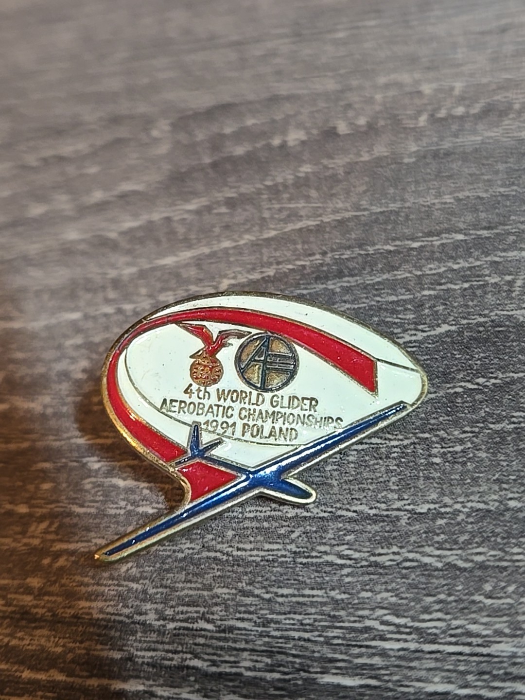 Vintage 4th Annual Glider Aerobatic Championships 1991 Poland Lapel Hat Pin L5