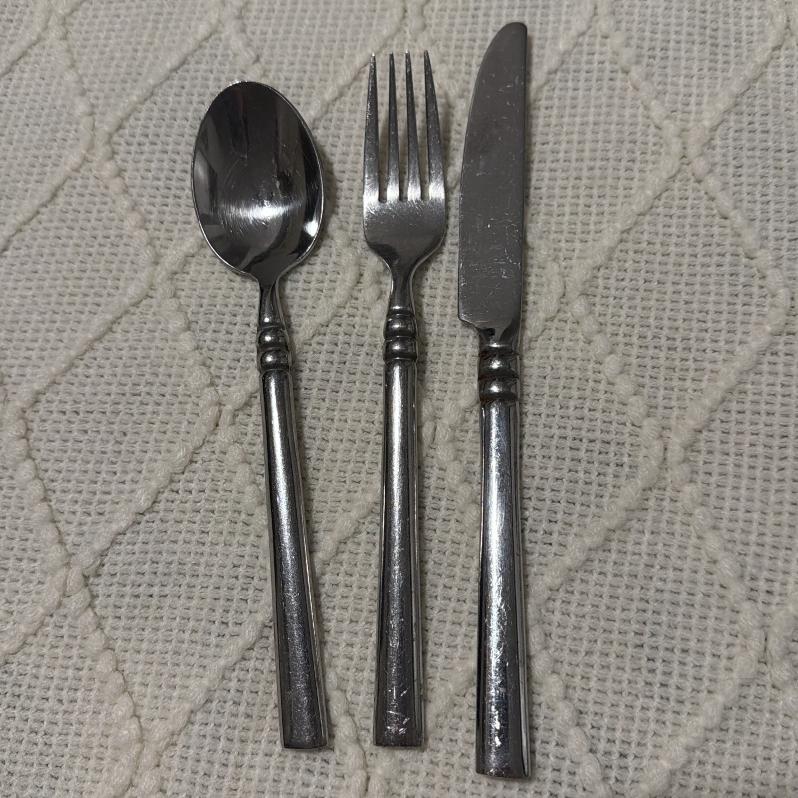 3 pcs Oneida TORTOLA  Stainless Flatware (butter knife, Soup Spoon, dinner Fork)