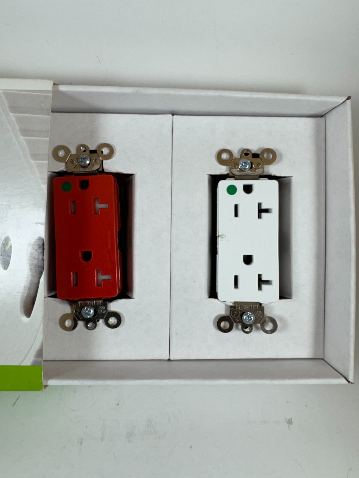Leviton Lev-Lok 20A,125V,Duplex Illuminated Receptacles with Wiring Module