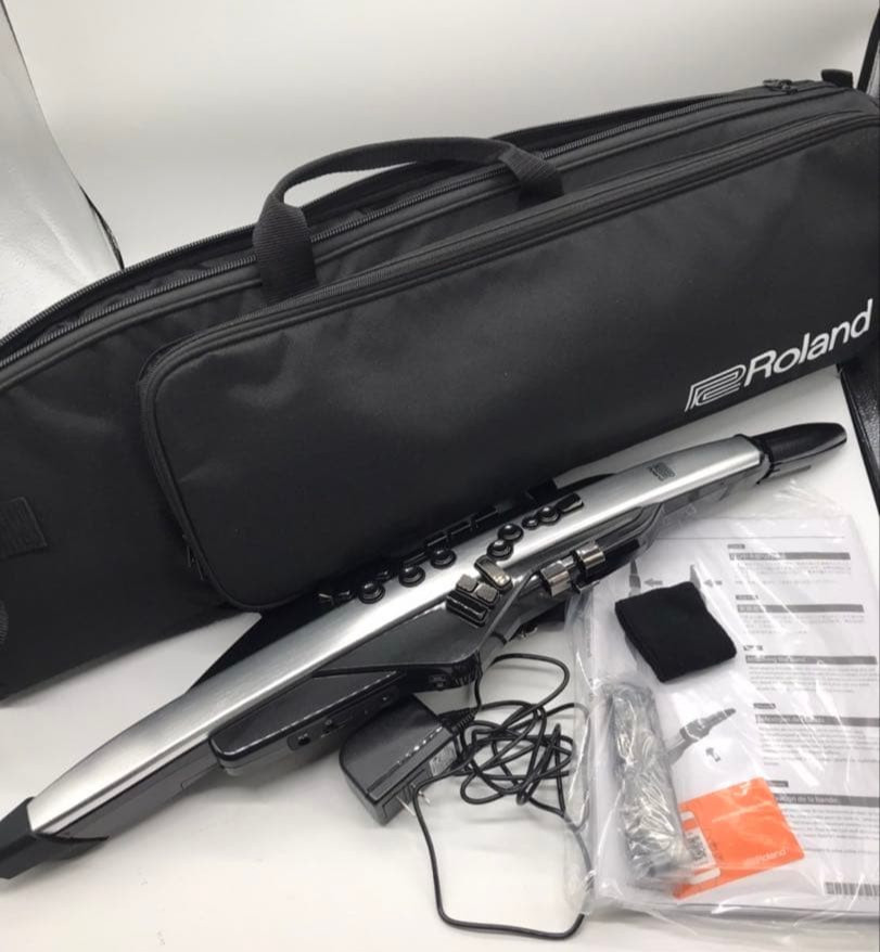 Roland Aerophone Pro AE-30 Digital Wind Instrument Sound Generator Excellent