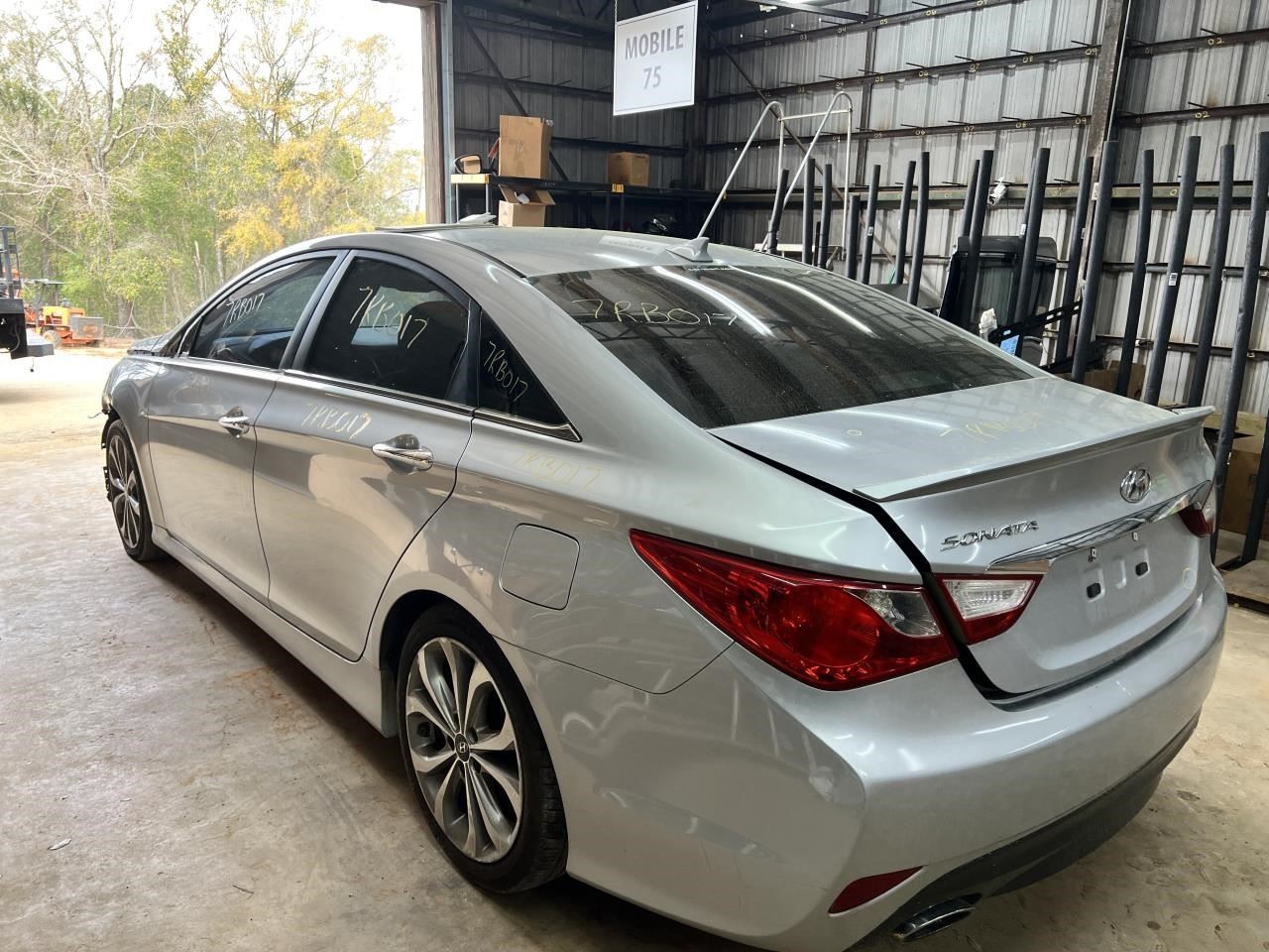 Engine ECM Electronic Control Module 2.4L Automatic Fits 11-14 SONATA 104814630