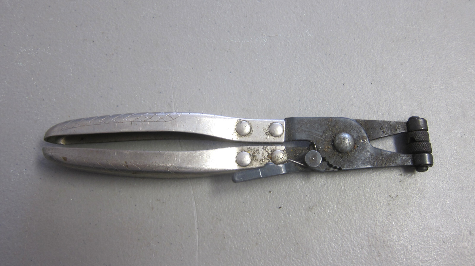 Craftsman 9-4770 Hose Clamp Pliers Swivel Jaw Spring Assist - FREE SHIPPING