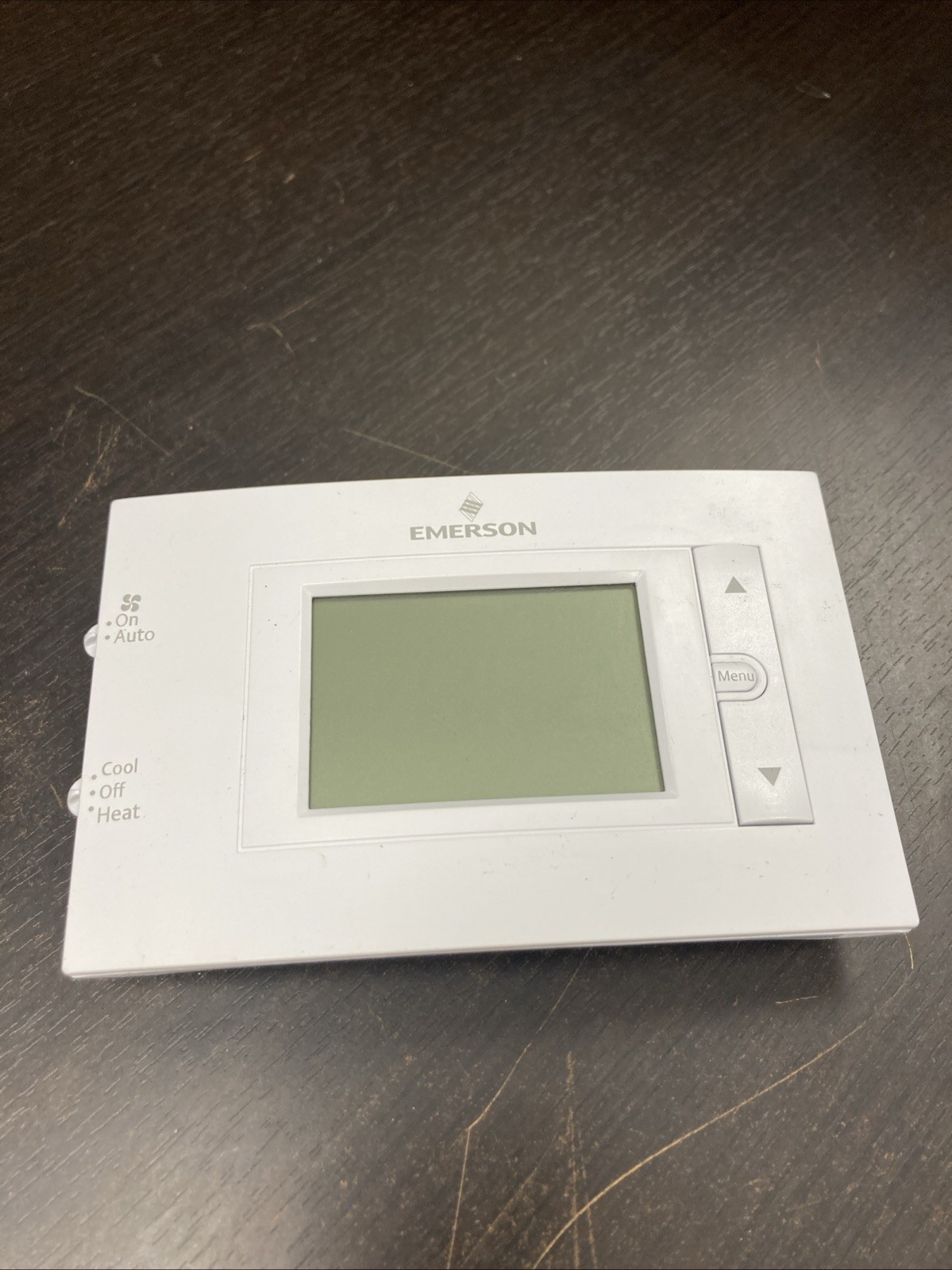 Emerson Thermostat Model 1F83C-11NP Nwob