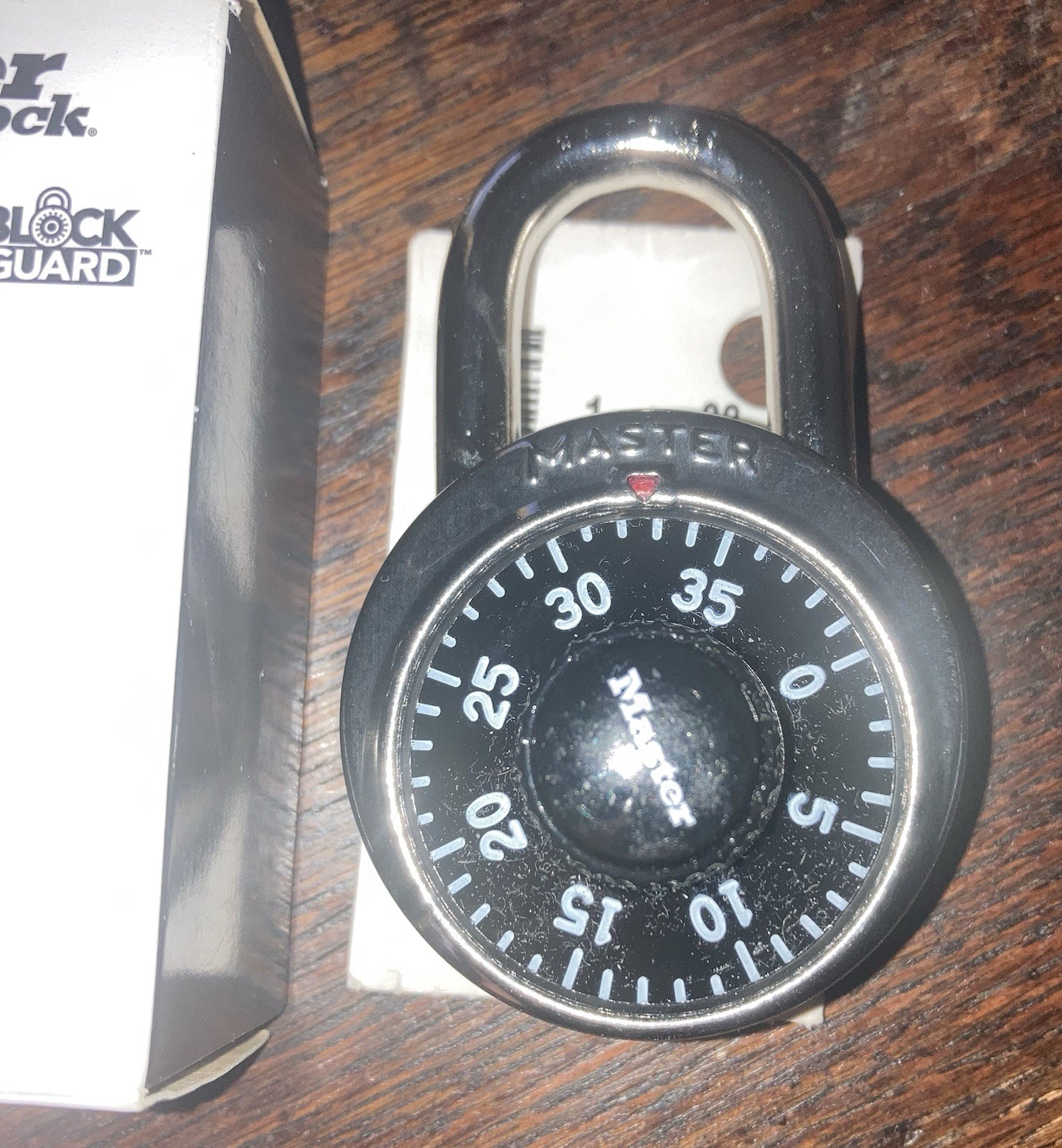 Master Lock 1502 Combination Padlock Round Dial Block Guard Locker Padlock