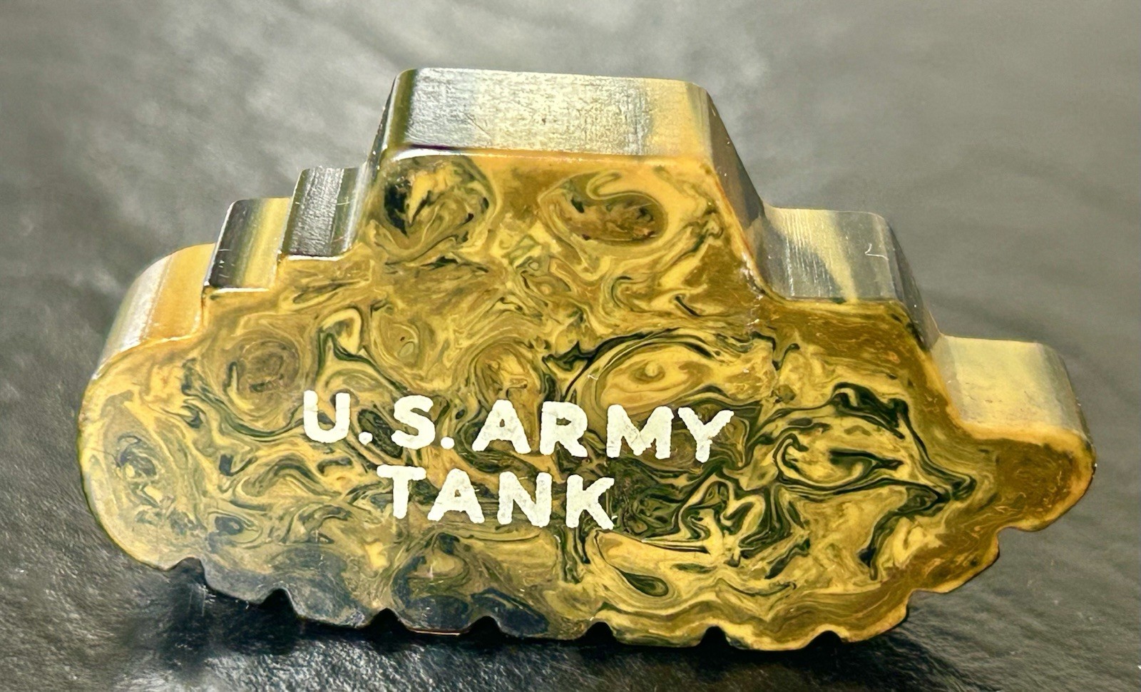WW2 USA Home Front Pencil Sharpener Camouflage Tank Catalin Bakelite Green Tan