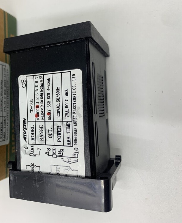 1PC NEW thermostat CD-101 RELAY OUT