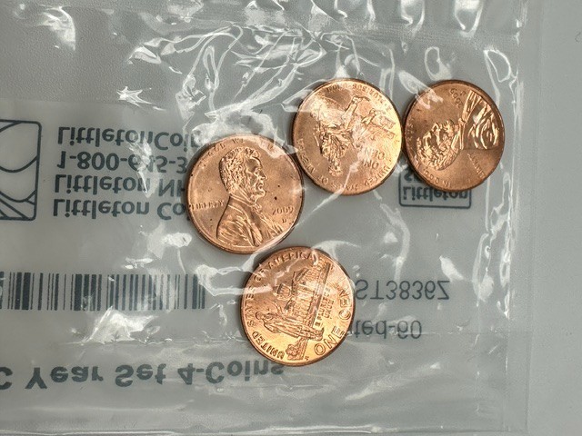 2009 Lincoln Bicentennial Cent 4 Coin Set Uncirculated Sealed Littleton ST3836Z