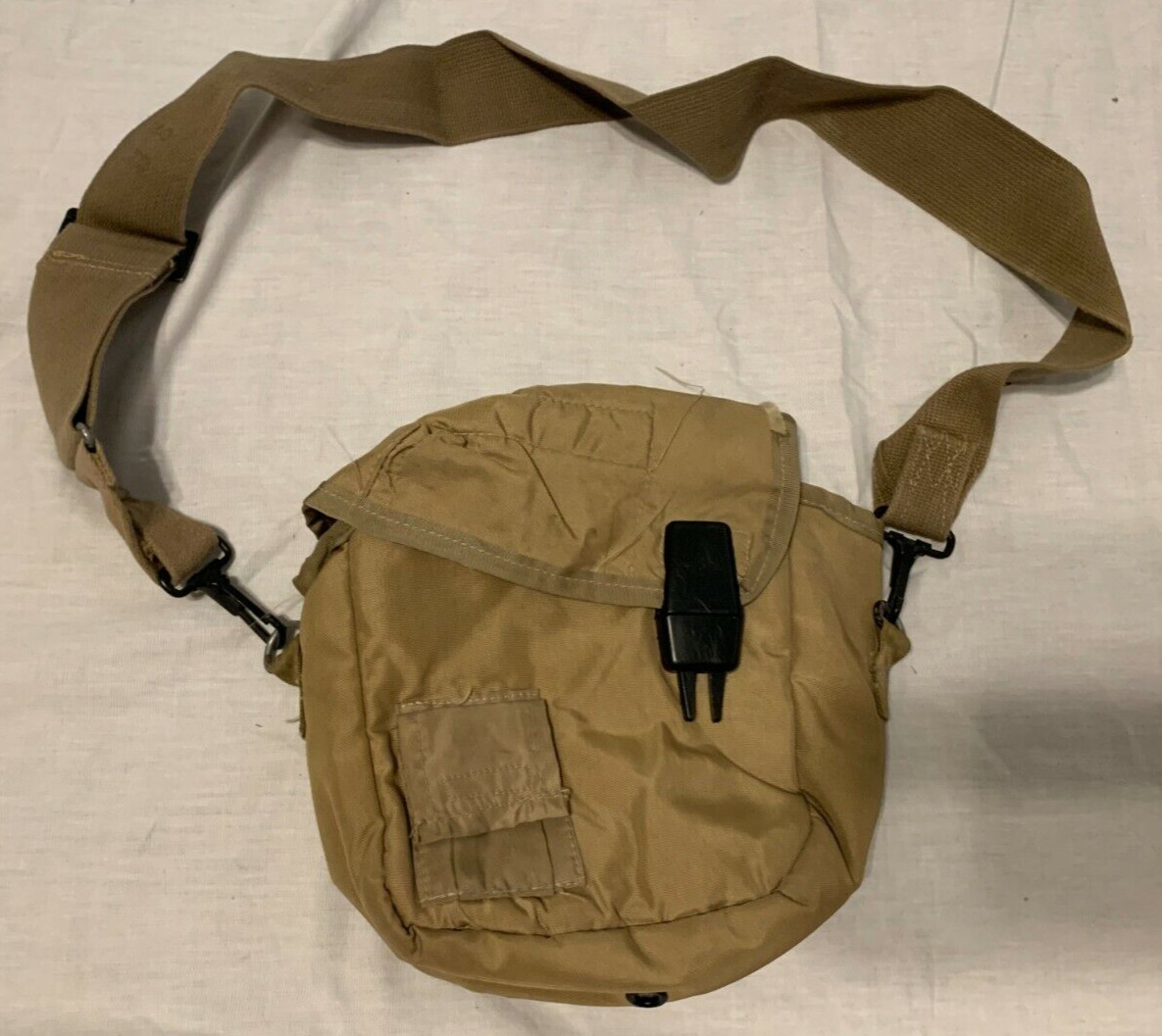 2 QUART CANTEEN COVER INSULATED W/ STRAP DESERT TAN SAND DCU MILITARY USGI ISSUE