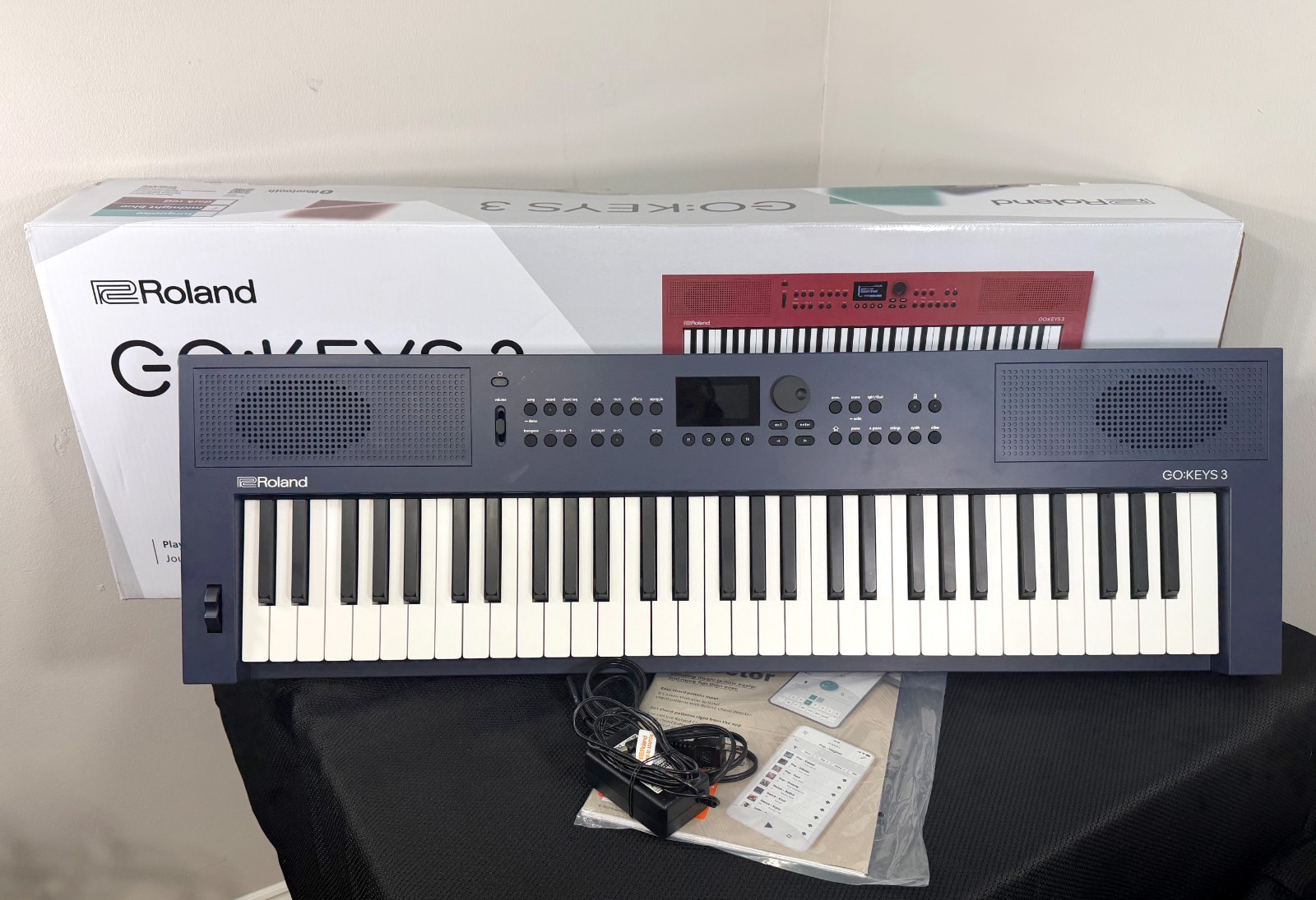 Roland 61-key GO:KEYS 3 Keyboard - Midnight Blue / GOKEYS3MU