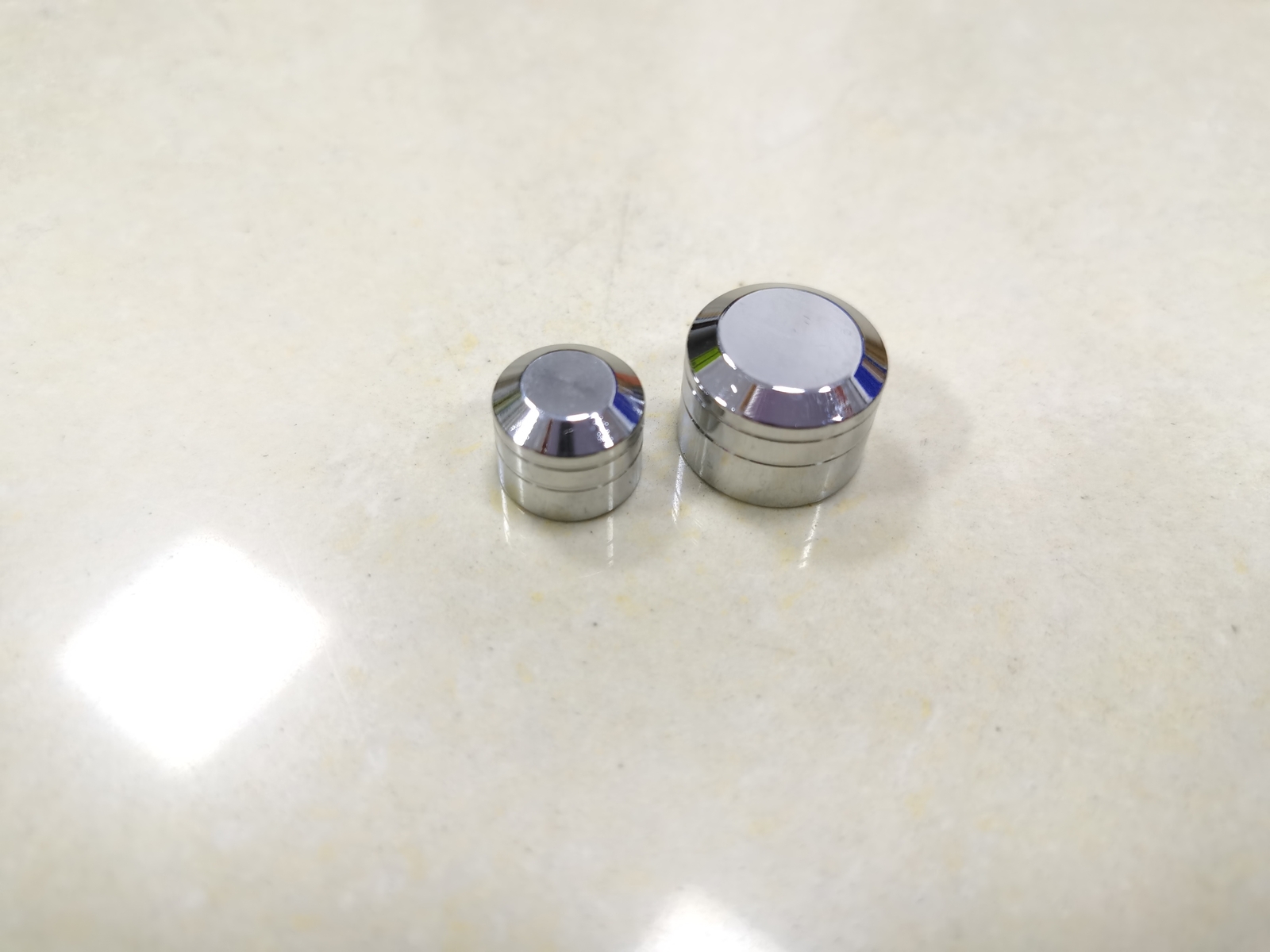 60pcs Chrome Engine Topper Bolt Cover Caps For Harley Dyna Softail Road Glide