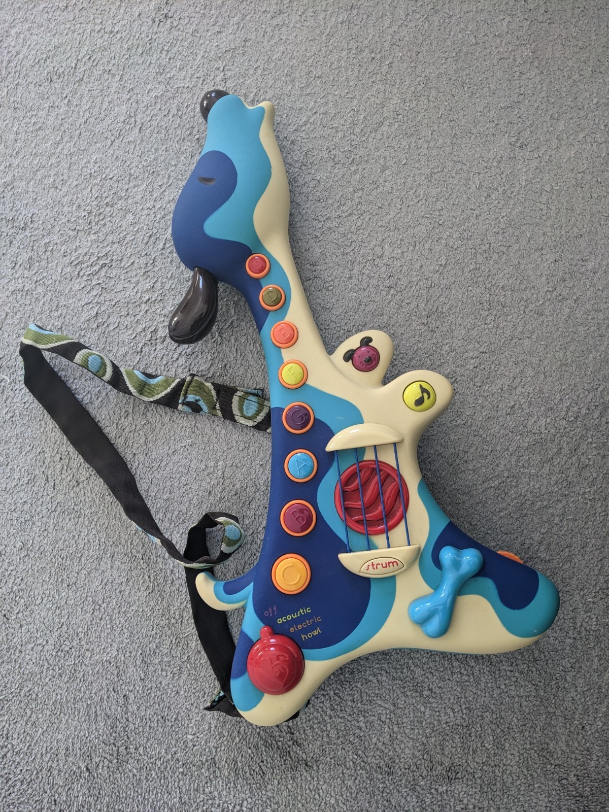 B. Toys Woofer Hound Dog Guitar Toys Battat Strum Musical Learning Works Great!