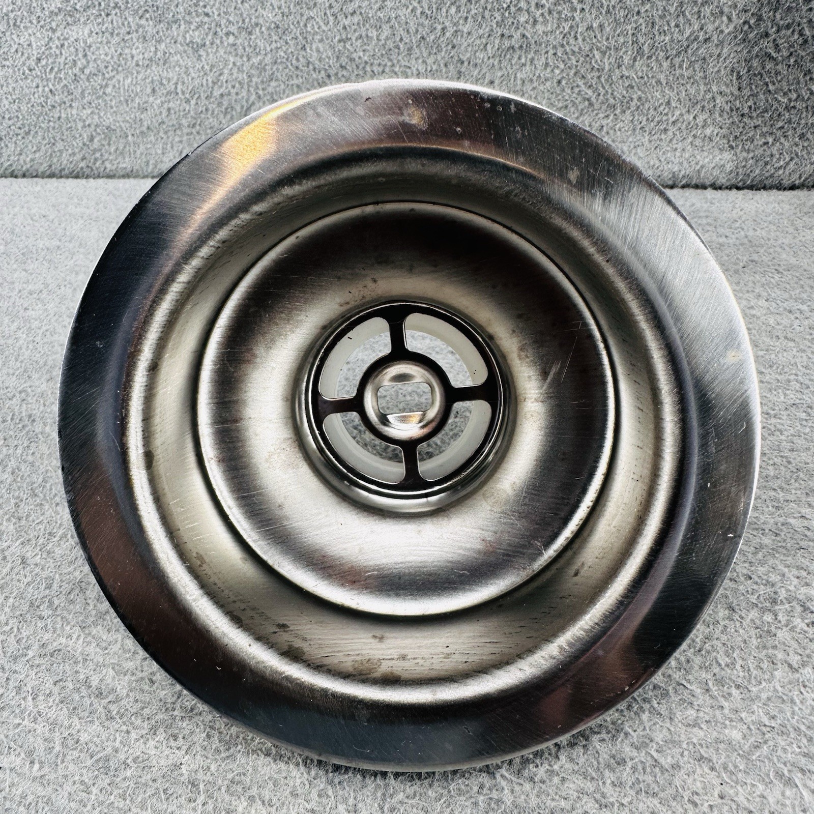 S/S E38-1010 - 4-1/2" Duo Basket Strainer C4