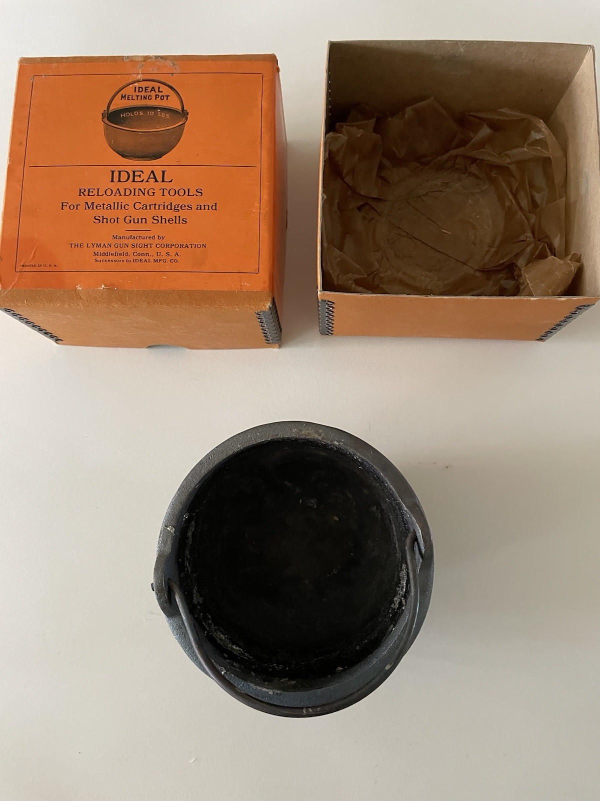 Vintage IDEAL Melting Pot Reloading Box & Pot