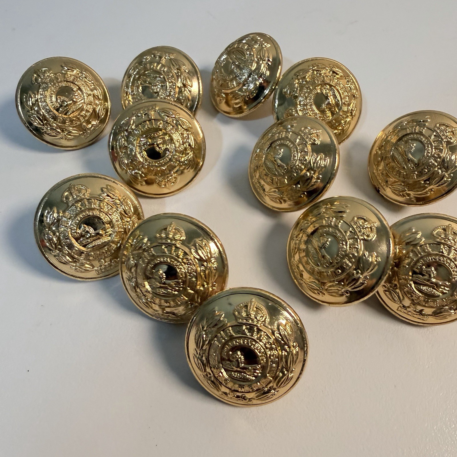 The Kings Liverpool Regiment Brass Buttons Set Of 12