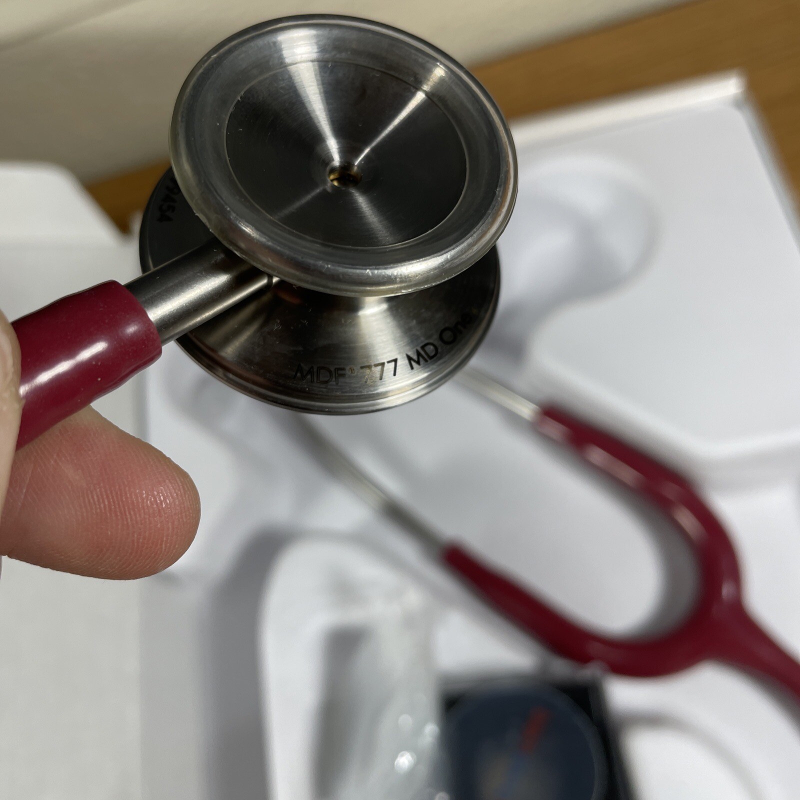 MDF Instruments MDF 777 MD One - Stethoscope - Maroon ￼