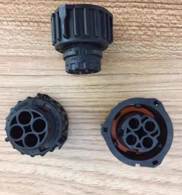 1PCS NEW 1-967325-1 connector plug housing #L182Z LZ