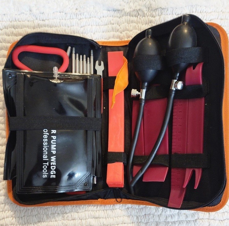 COOGEO Car Tool Kit Professional Emergency Tool Kits