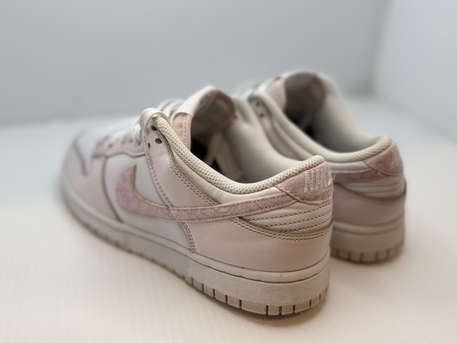 Nike Dunk Low "Pink Paisley" sneakers Size 8