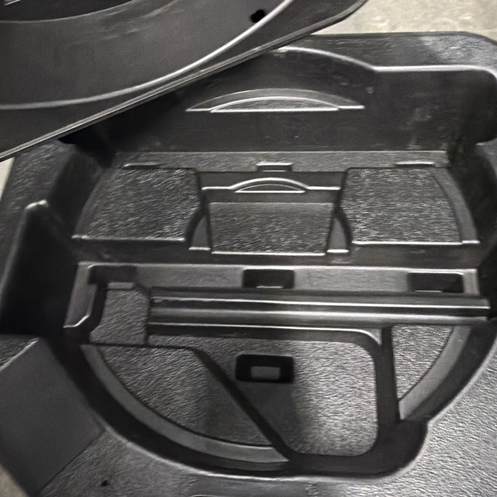 Ludwig Snare Drum Hard Shell UFO Clamshell Black Carrying Case