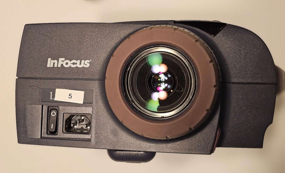 InFocus LitePro 720 Projector - Works Great!