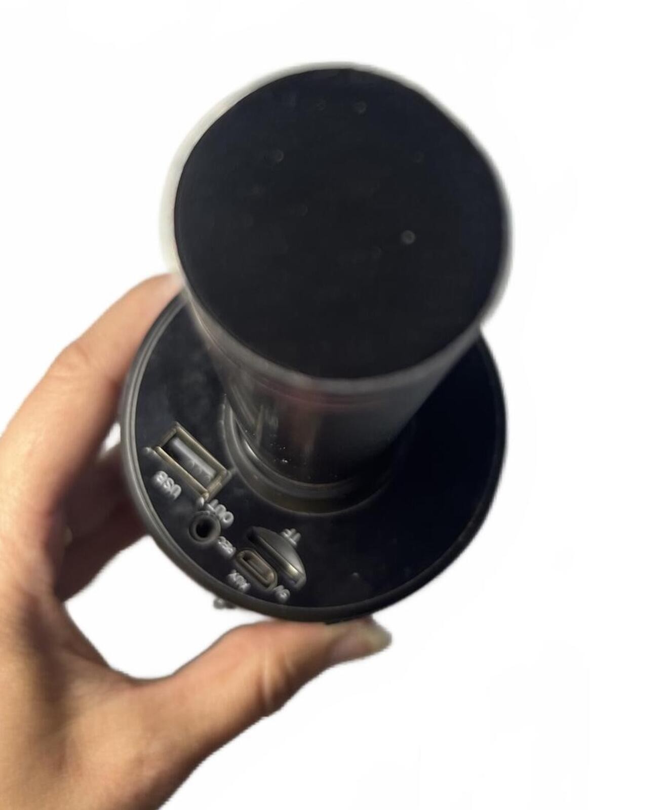 Wireless Bluetooth Karaoke Microphone Handheld with Built-In Speaker 5 Core