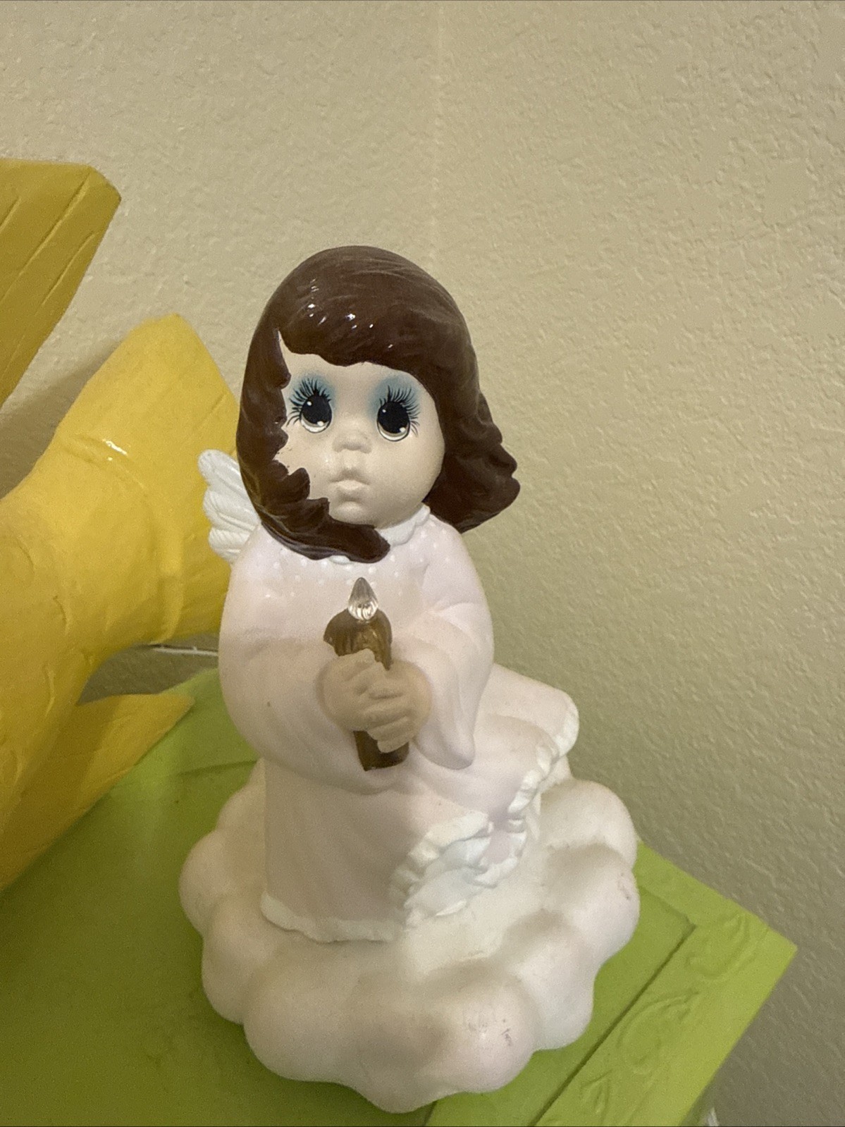 Vintage Ceramic Angel Night Light w/switch cord.