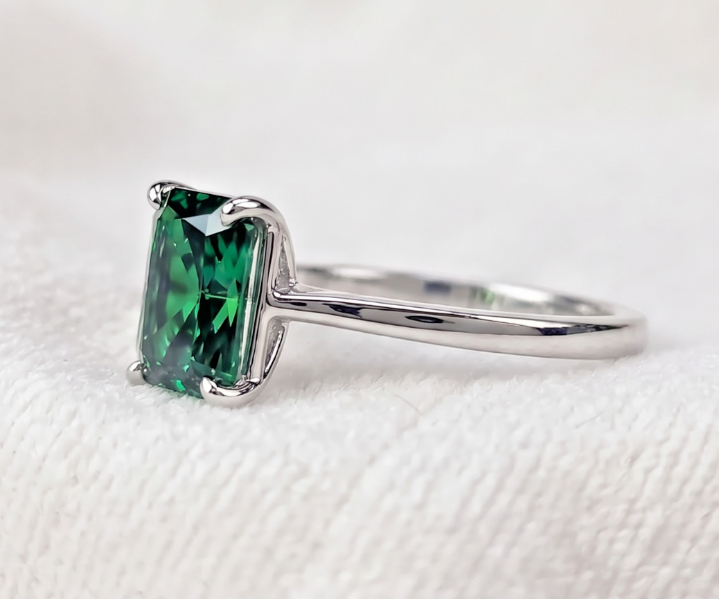 2.85 Ct Certified Bottle Green Diamond Ring, FREE Diamond Studs & Tariffs