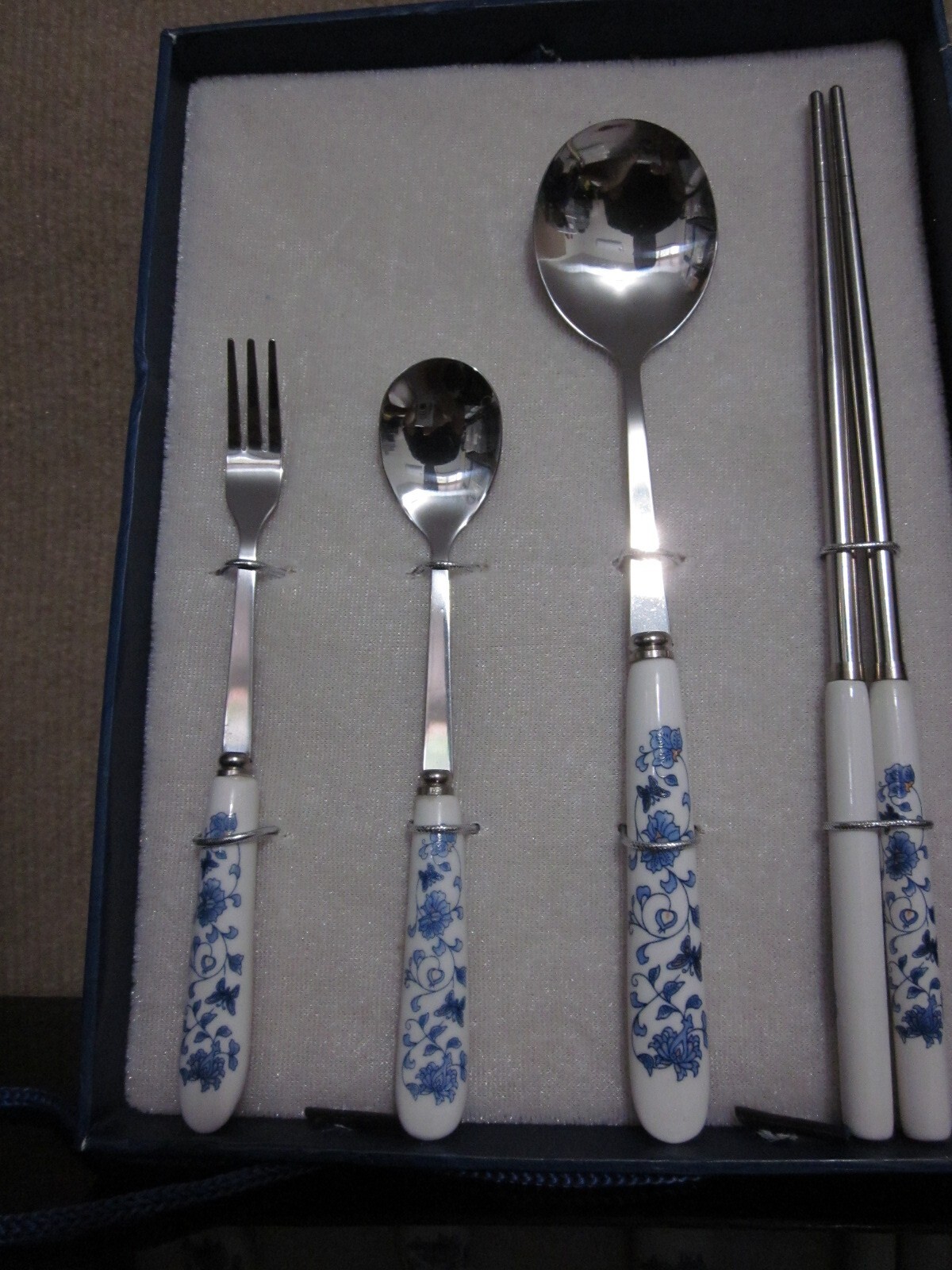 Porcelain Chinese Style Flatware Chopsticks/Spoon/Fork/Spoon