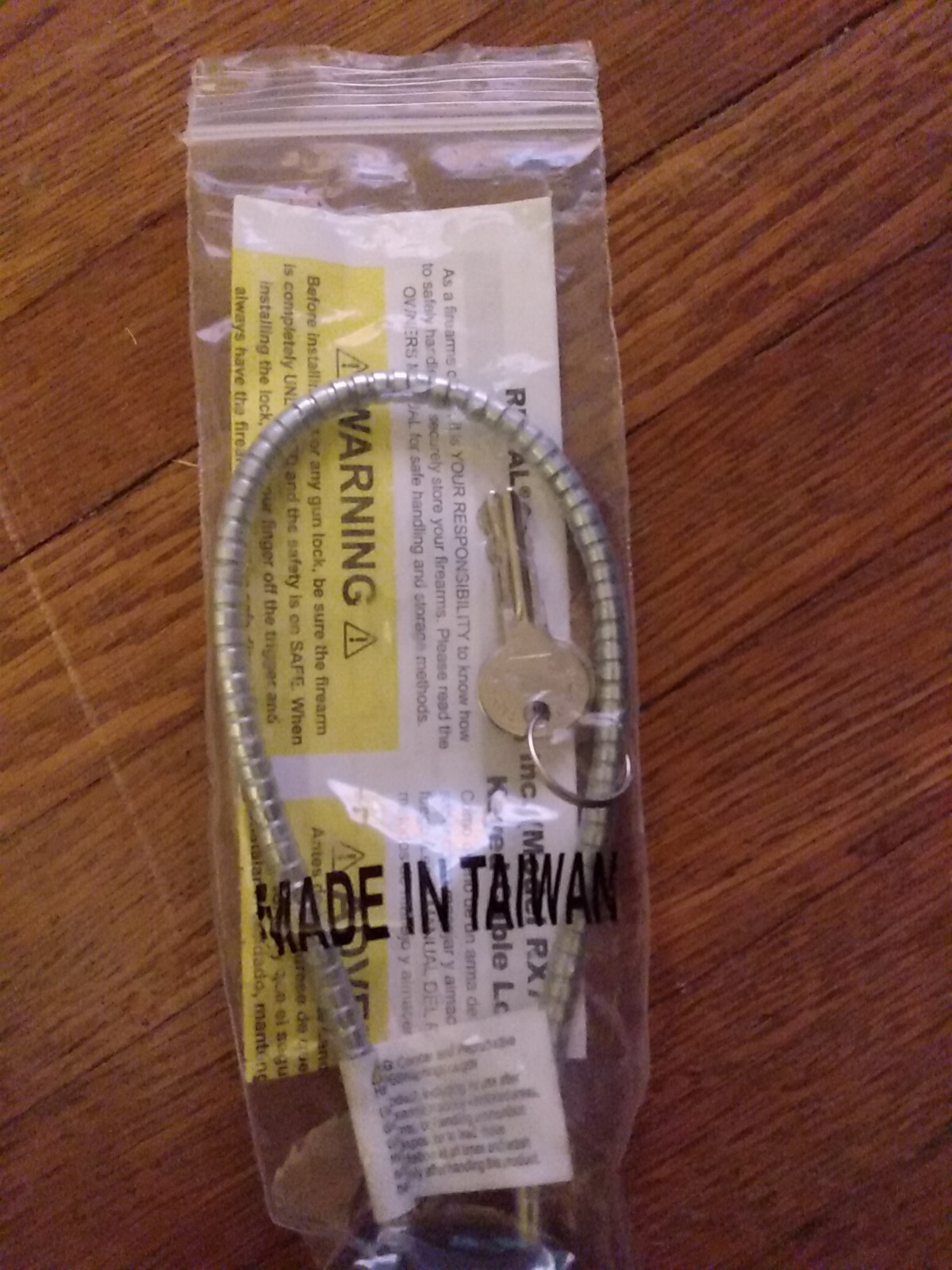 Regal Gun Lock Black with 2 Keys New Unused With Instructions