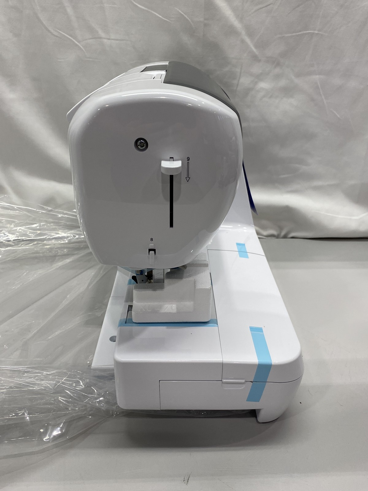 Brother SE200 Computerized Sewing Machine and Embroidery Machine