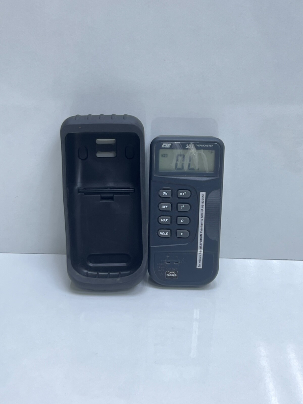 CIE 305 THERMOMETER
